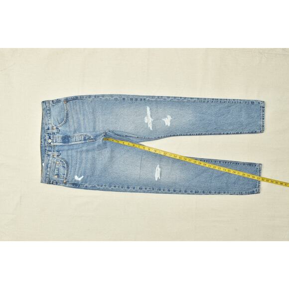 Levi's 501 Women's Straight Fit Jeans Size 32x29 W/ Distressing 100% Cotton - Picture 2 of 8